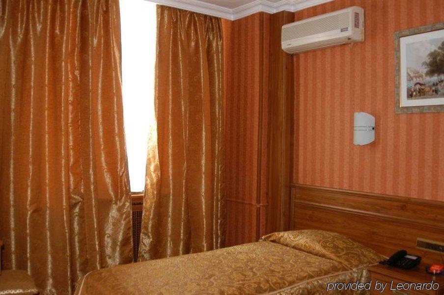 Hotel Bristol Istambul Quarto foto