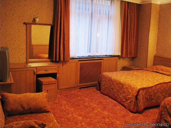 Hotel Bristol Istambul Quarto foto